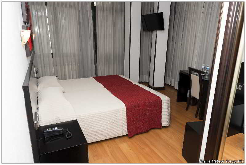 Santa Clara Hotel Oviedo Eksteriør billede