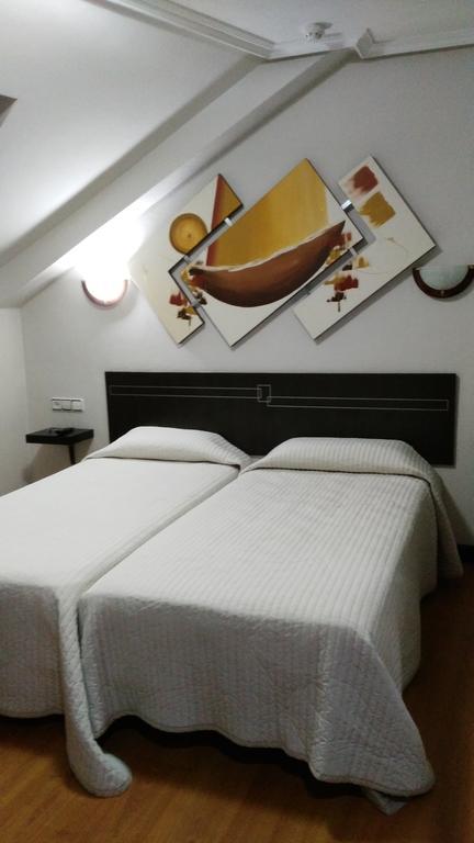 Santa Clara Hotel Oviedo Eksteriør billede