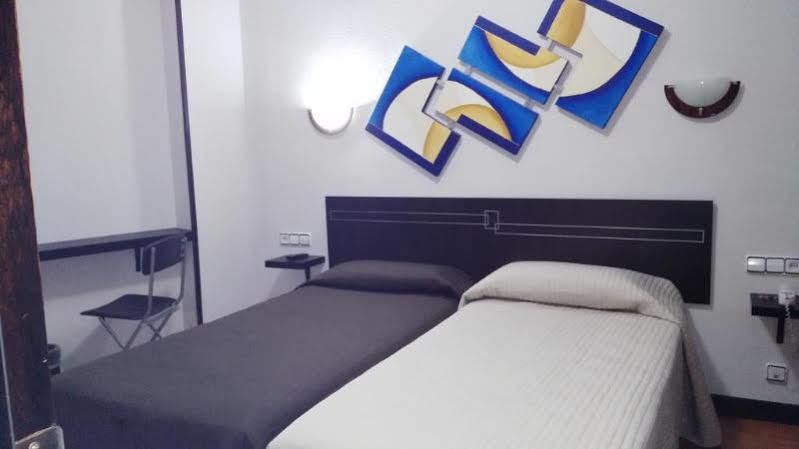 Santa Clara Hotel Oviedo Eksteriør billede